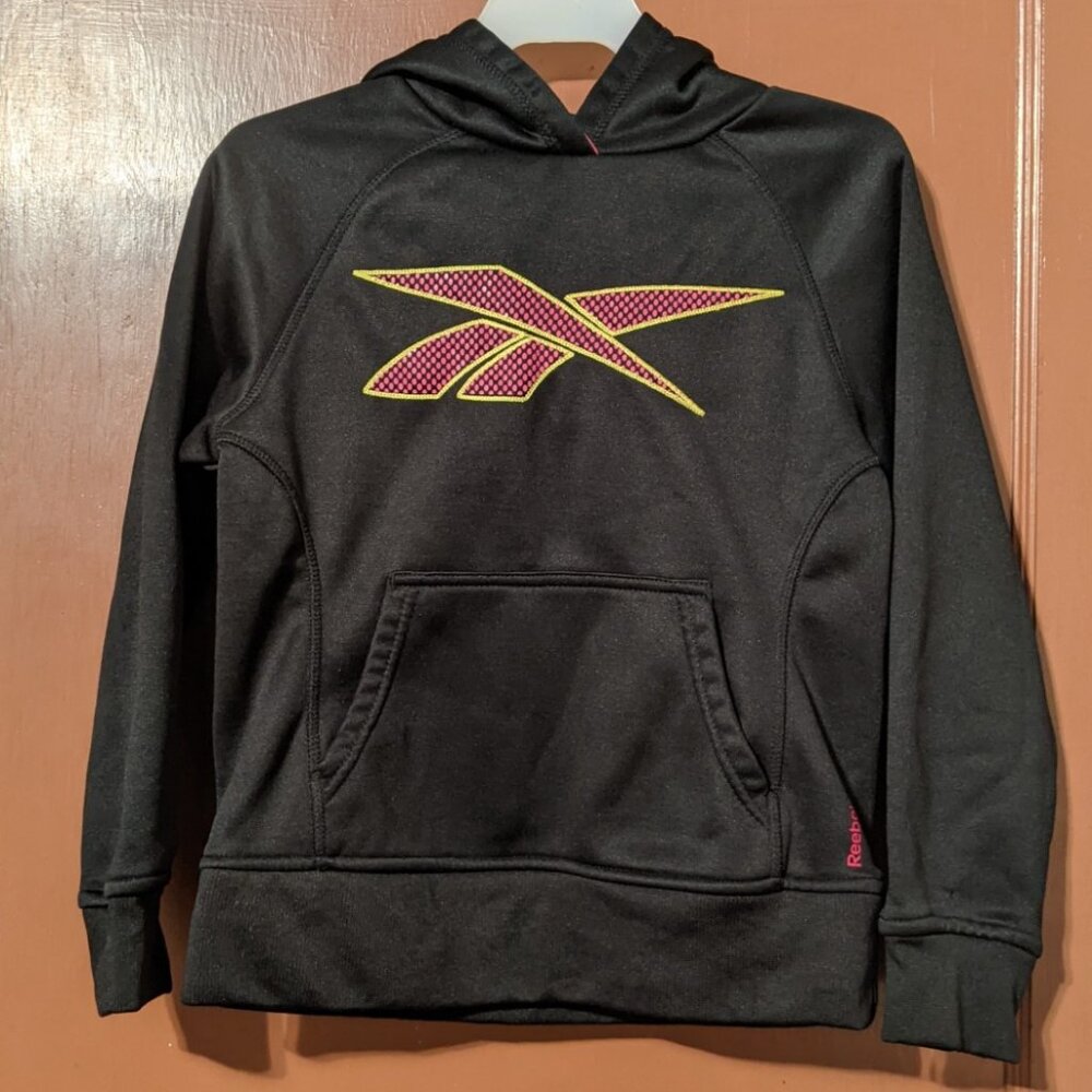 KIDS SIZE SMALL BLACK W/ HOT PINK AND YELLOW REEBOK HOODIE-SMALL SNAG